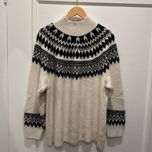 Old Navy Sweater